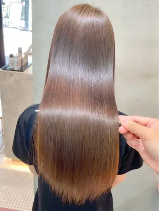 ロング カラー 髪質改善【縮毛矯正】 北千住で美髪に導く人のヘアスタイル