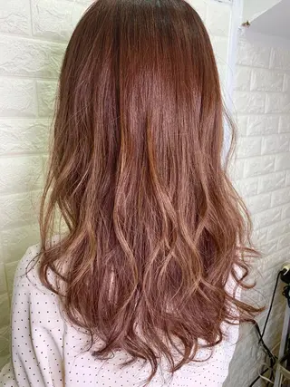 ミディアム 20代半ば上質なへア ケア 髪質改善 大西のヘアスタイル