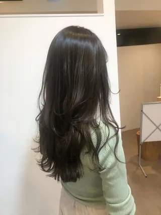 ロング 大迫 江梨のヘアスタイル