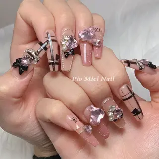 ネイル Pio Mielのネイルデザイン