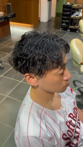 パーマ メンズ ruen大分駅店所属・ruen大分駅店 /佐藤萌音のヘアスタイル