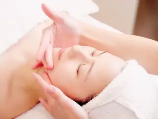 メナード高槻町店 中上由佳のエステ・リラクイメージ