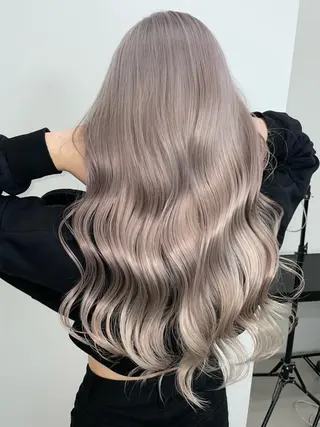 カラー 田中 莉香のヘアスタイル