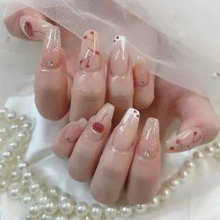 ロング Nailsalon Angeのネイルデザイン