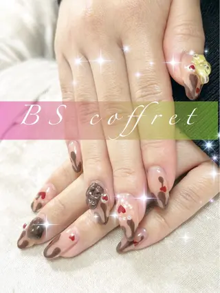 ネイル BSCoffret所属・Takagi tomokoのネイルデザイン