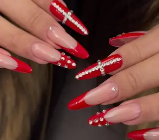 ネイル Pure&Rich Nailのネイルデザイン