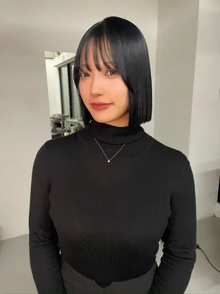 ショート カラー カットモデル/ ハイトーン/ゆうあのヘアスタイル