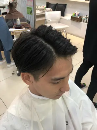 ショート メンズ 韓国風メンズ/毛流れ ヘアなら須田龍世のヘアスタイル