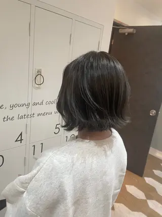 ショート カラー ヤマナカ エリカのヘアスタイル