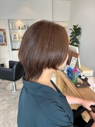 ショート 亀田 萌奈のヘアスタイル