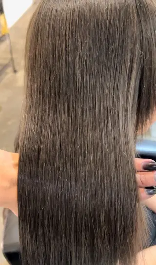 カラー 二宮 陽太のヘアスタイル