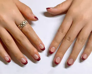 ネイル VIERU 🌈🎀💖のネイルデザイン