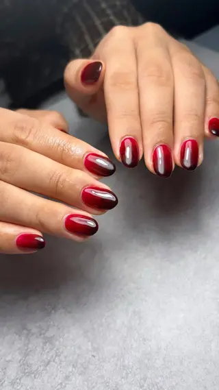 ネイル 関山 志乃のネイルデザイン