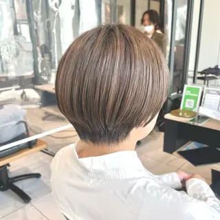ショート カラー ヘアアレンジ ✨ショート・ボブ✨ 🌿‬宮脇 彩華🌿のヘアスタイル