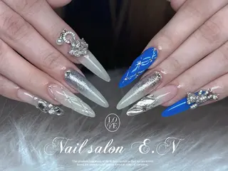 ネイル E.N🦋 長さ出し/持ち込みのネイルデザイン
