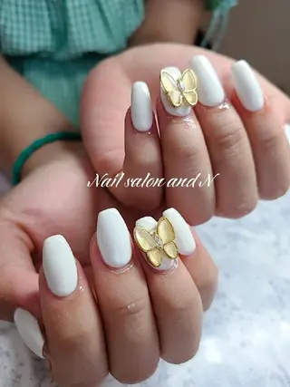 ネイル and Nのネイルデザイン