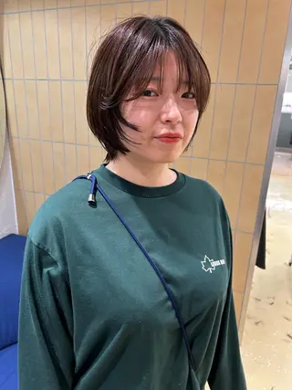 ショート hen所属・心斎橋/レイヤー/ ブリーチ/モエのヘアスタイル