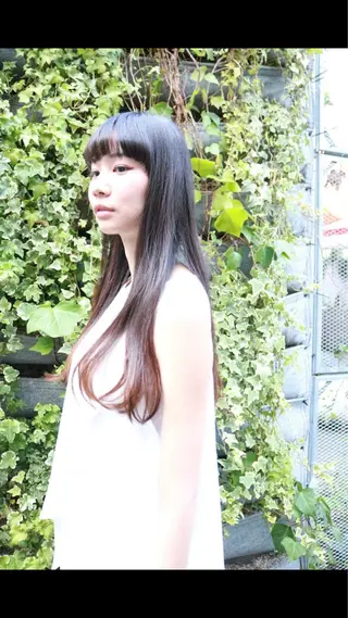 ロング カラー ニシムラ コウイチのヘアスタイル