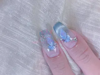 ネイル ネイルサロンエクラ 🫧Shizukaのネイルデザイン