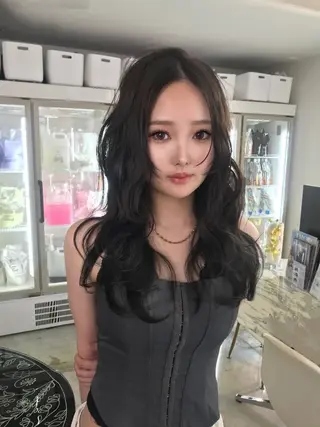 ロング カラー HARUNA/原宿/ デザイン/カットのヘアスタイル