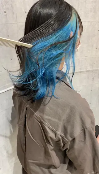 セミロング カラー 🍀透明感抜群🍀/ ハイトーンカラーのヘアスタイル