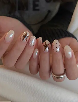 ネイル T. Leeのネイルデザイン