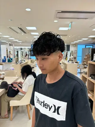 ショート パーマ メンズ 湘南/メンズパーマ/ ハイライト/ユチカのヘアスタイル