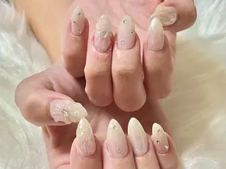 ネイル hohomi .のネイルデザイン