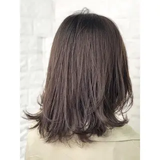 ミディアム カラー KIZU 髪質改善 怪談を語る美容師のヘアスタイル
