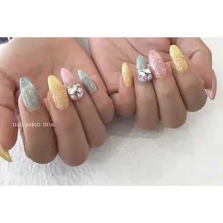 ネイル nail salon tina.所属・中山 はづきのネイルデザイン
