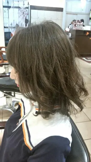 ショート ミディアム カラー 【髪質改善美容師】t occa茨木篠原健太のヘアスタイル