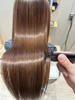 セミロング シムラ カイゲンのヘアスタイル