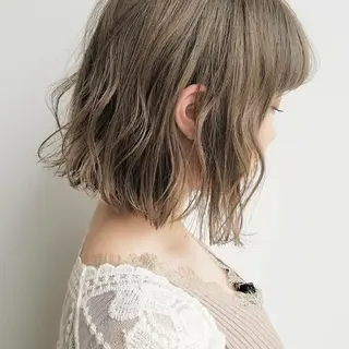 ショート カラー パーマ ヘアアレンジ iplus✴ まつげ、眉毛、耳つぼのマツエク・マツパデザイン