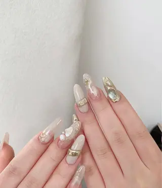 ネイル More Glam渋谷店のネイルデザイン