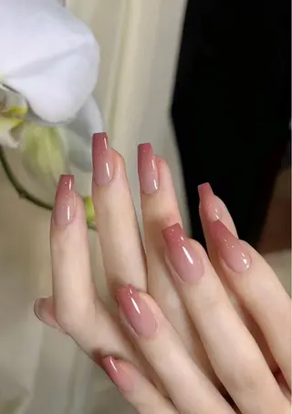 カラー 🎀も ものネイルデザイン