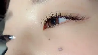 マツエク・マツパ ANNE梅田 GRACE店所属・ANNE chizuのマツエク・マツパデザイン