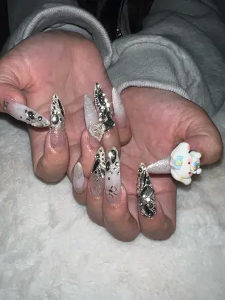 ネイル Garnet nailのネイルデザイン