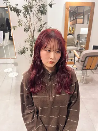 ロング カラー thee所属・渡邊 ひかるのヘアスタイル