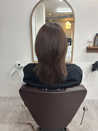 ミディアム 椎名 紗愛のヘアスタイル