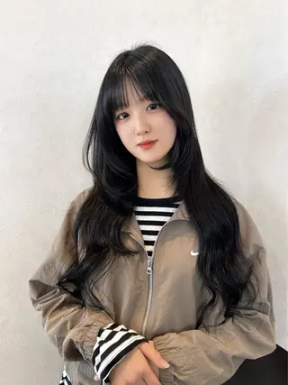 ロング nehus nagaoka所属・🖤複雑履歴ブリーチ Mizuki 🖤のヘアスタイル