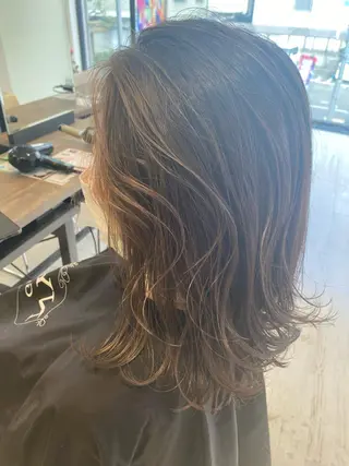 ロング カラー ベージュ/インナー カラー🤍Rieのヘアスタイル