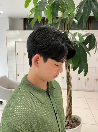 ショート パーマ メンズ 樋笠 知佳のヘアスタイル