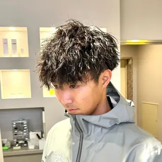 ショート パーマ ヘアアレンジ メンズ SALOWIN藤沢店所属・艶カラー の達人のヘアスタイル