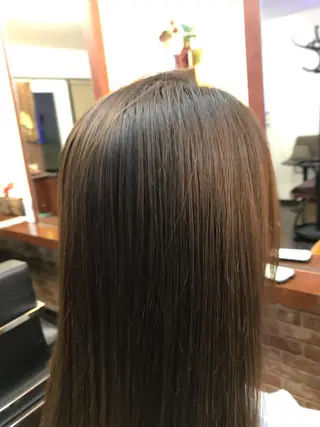 セミロング パーマ 桧山 真のヘアスタイル