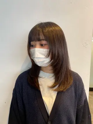 カラー ハイトーンカラー🩵 指名多数💗横山聖奈のヘアスタイル