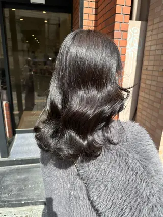 セミロング カラー 艶髪レイヤー上田 紗也🇰🇷💗のヘアスタイル