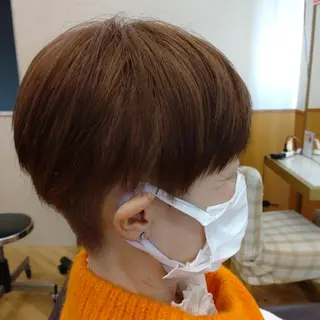 ショート カラー 仮屋 敬介のヘアスタイル