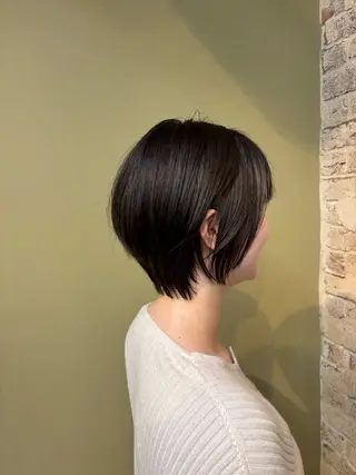 ショート ロゼ 神田 雅春のヘアスタイル