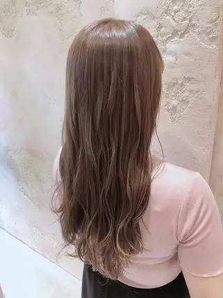 セミロング 代表山口ひな 髪質改善のプロのヘアスタイル