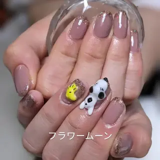 ネイル フラワー ムーンのネイルデザイン